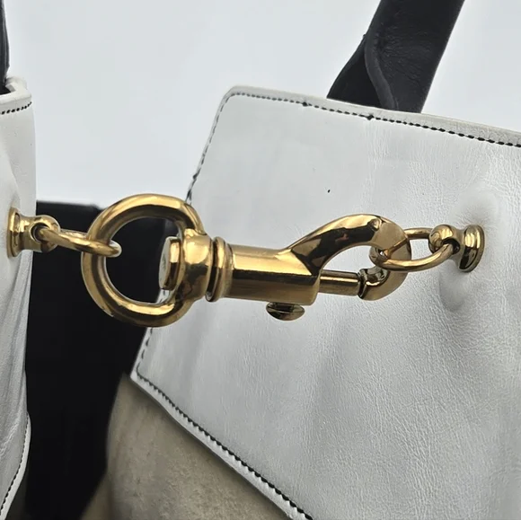 Chloe Alison East-West Leather Tote Bag - Picture 12 of 16